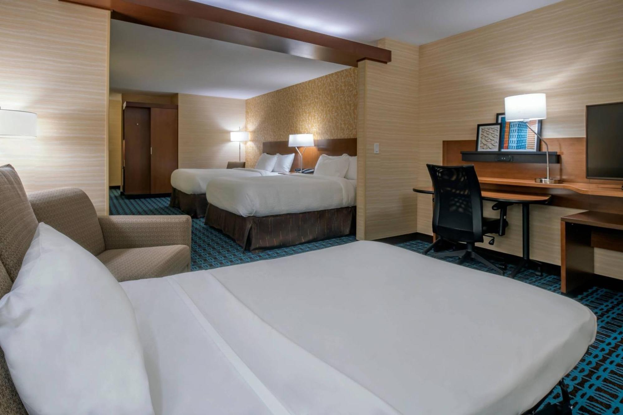 Fairfield Inn & Suites By Marriott Boston Marlborough/Apex Center Bagian luar foto